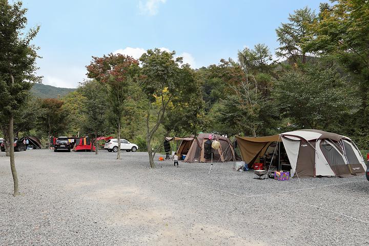 Mountain Starlight Auto Camping Ground