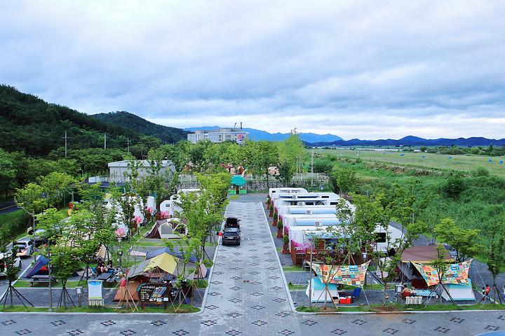 Nakdong River Sports Valley Auto Camping Ground