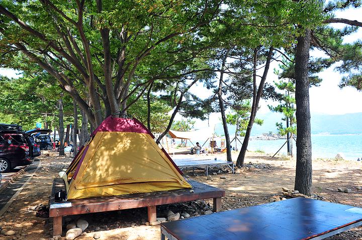 Dugok Beach Campsite