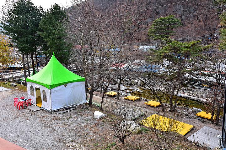 White Cloud Healing Campsite