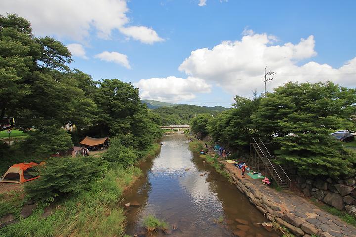 Gongju Gye-Gok Camping Site