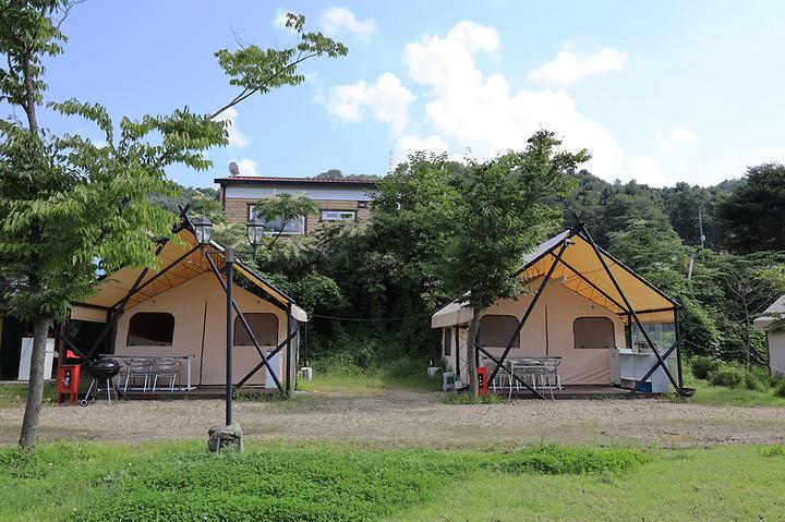 Rosan Eight Scenery Camping Site