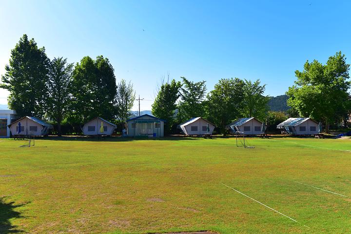 O2 Story Campsite