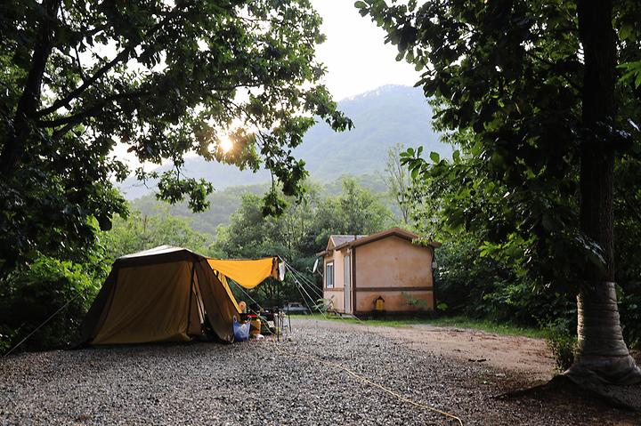 So-Hoe-San-Ri Meng-Woo-Ri Gorge Campsite