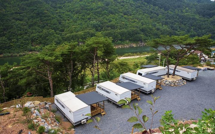 Pine Caravan Campground