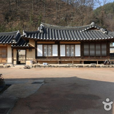 Chalbanggong Head House [Korea Quality] / 찰방공종택 [한국관광 품질인증]