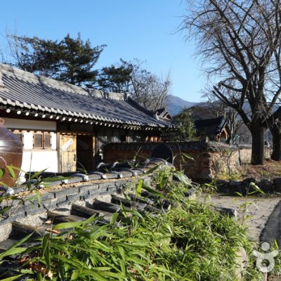 Jirisan Hanok Village [Korea Quality] / 지리산한옥마을[한국관광 품질인증]